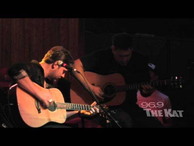 Постер Chris Young - Save Water Drink Beer