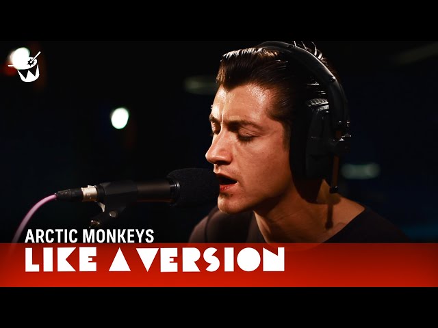 Постер Arctic Monkeys - Feels Like We Only Go Backwards