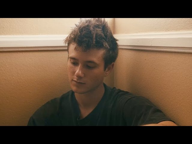 Постер Alec Benjamin - The Water Fountain