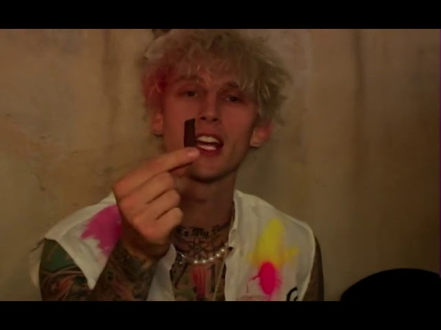 Постер Machine Gun Kelly - Drunk Face