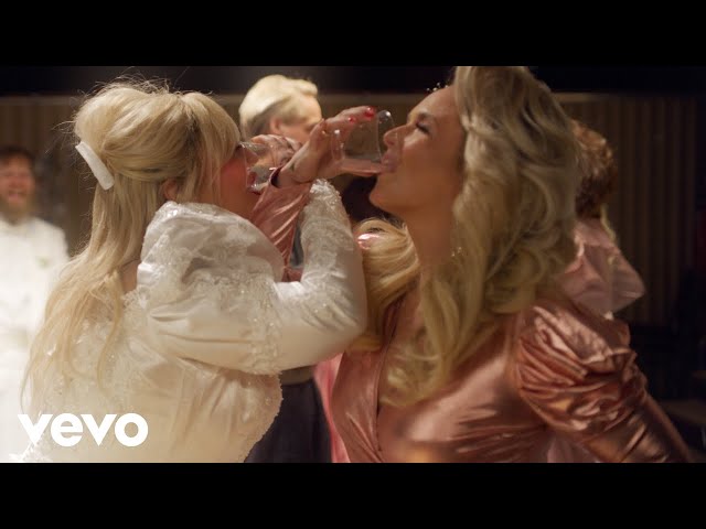 Постер Elle King & Miranda Lambert - Drunk (And I Don't Wanna Go Home)