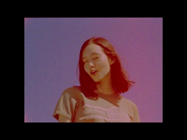 Постер Fazerdaze - Lucky Girl