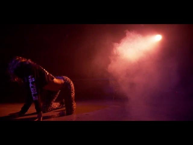 Постер LOBODA feat. MONATIK - Жарко