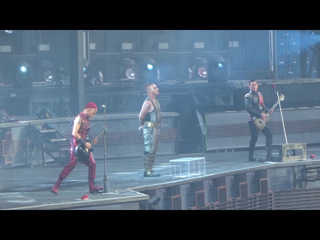 Постер Rammstein - Zeig Dich