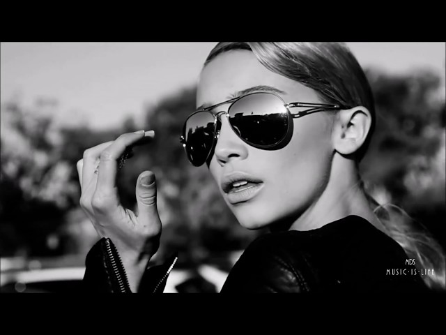 Постер Arilena Ara - Nëntor
