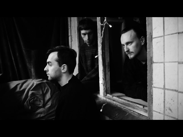 Постер Ploho - Город устал