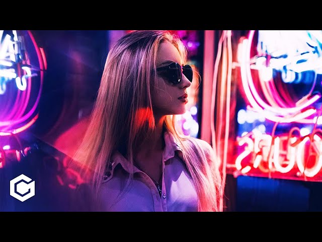 Постер V $ X V PRiNCE - MAMA-MiA (Мама Миа)